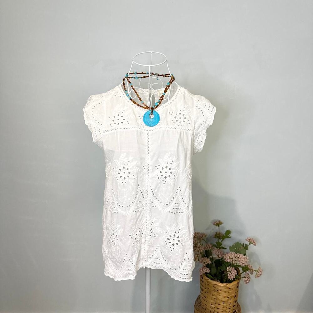The perfect vintage style white babydoll blouse top